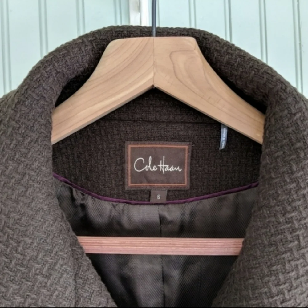 Cole Haan Wool Coat Leather Trim Statement Collar Belted Classic Vintage size 6